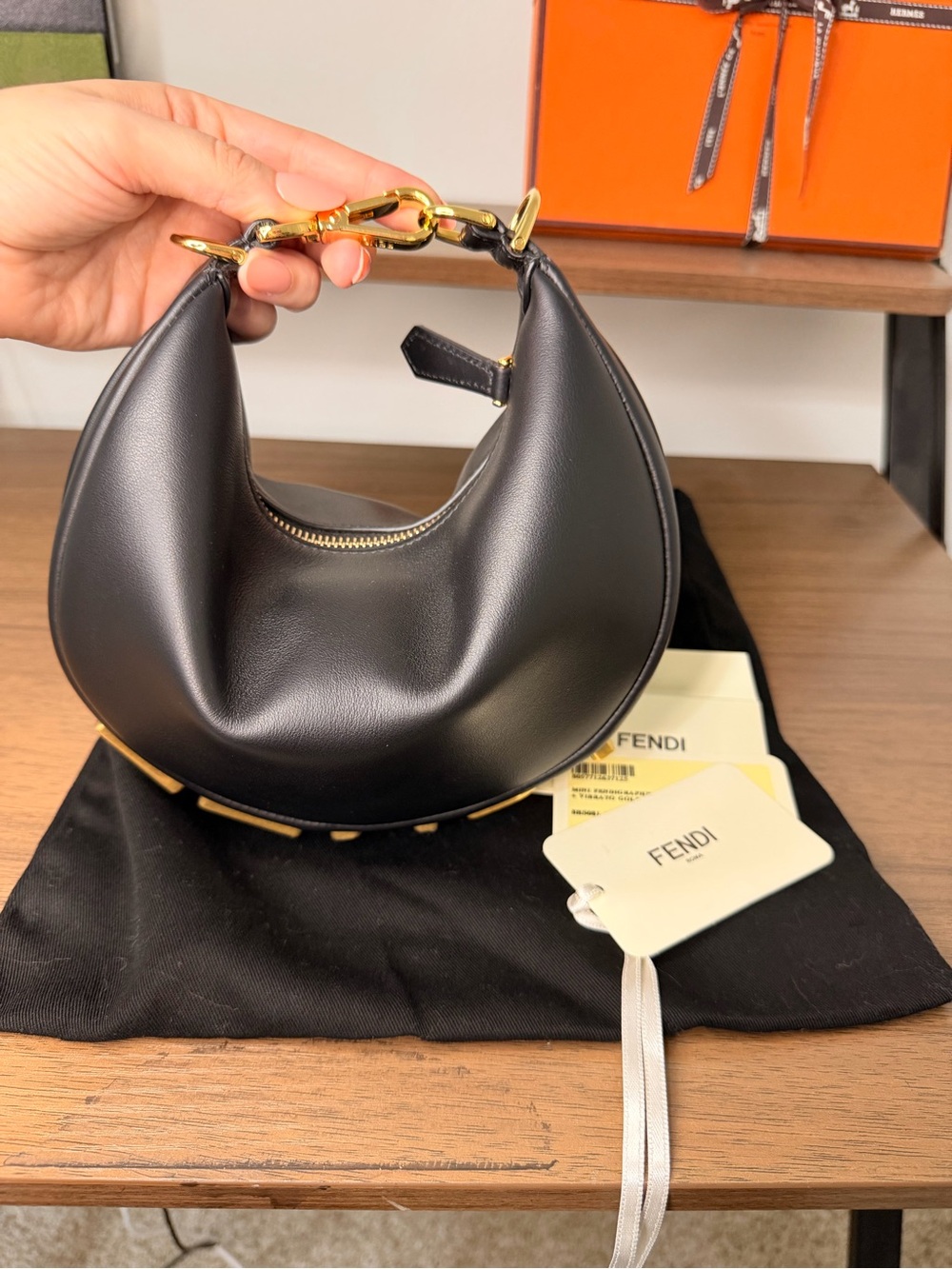 Authentic FENDI Fendigraphy Mini in Black - Brand New With Tags - Picture 2 of 15
